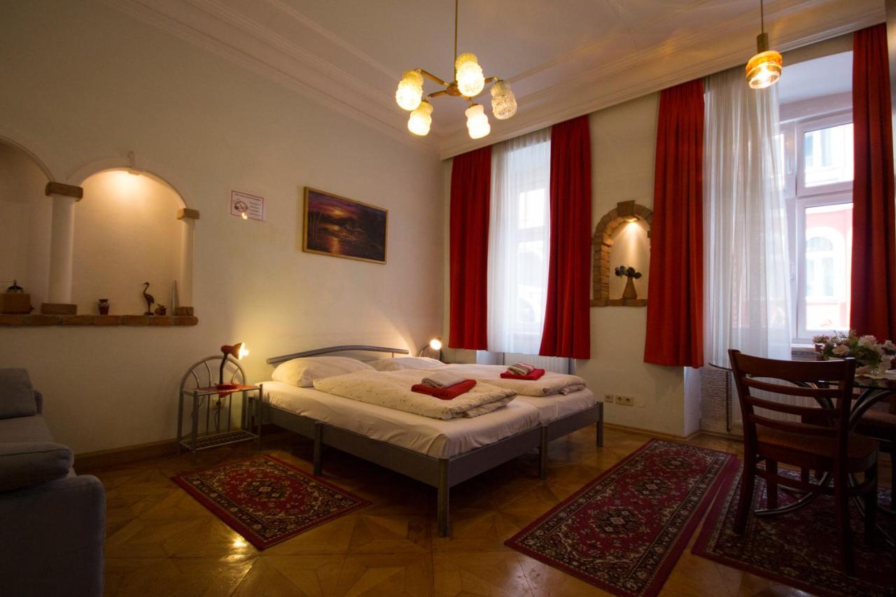 Happyhostel Affittacamere *