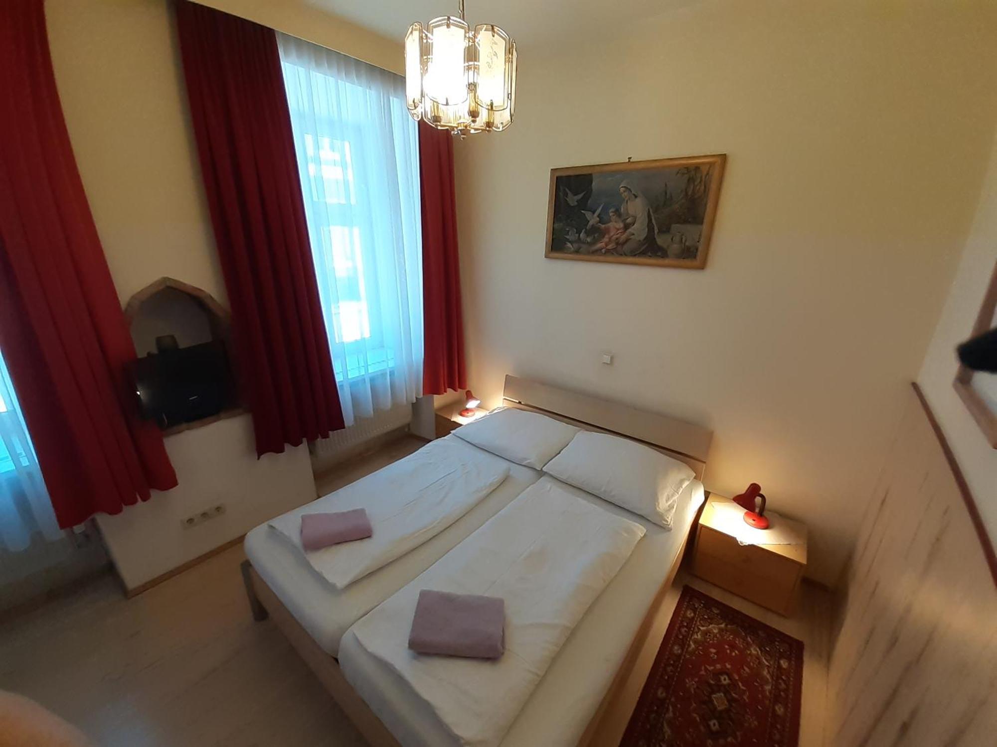 Happyhostel Affittacamere *